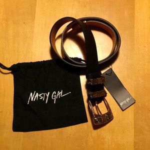 Nasty Gal black and gold belt